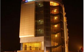 Hotel Orient Crown, Kolhapur